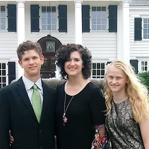 Meet your Posher, Kim